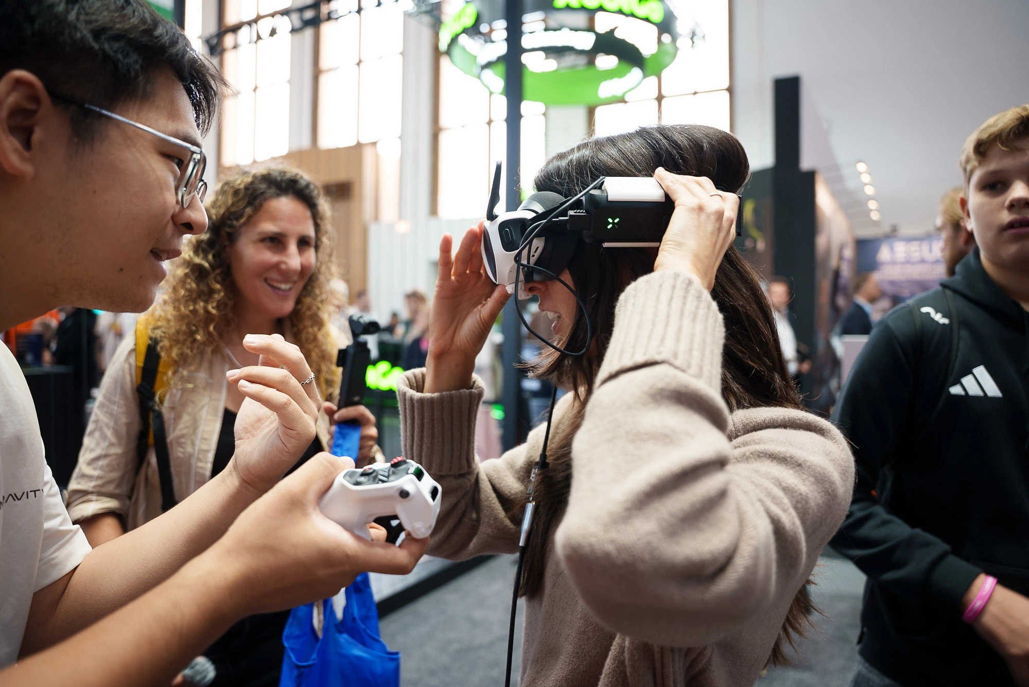 IFA 2026 · Experiencing virtual reality · Dominik Tryba · introduce-productions.de